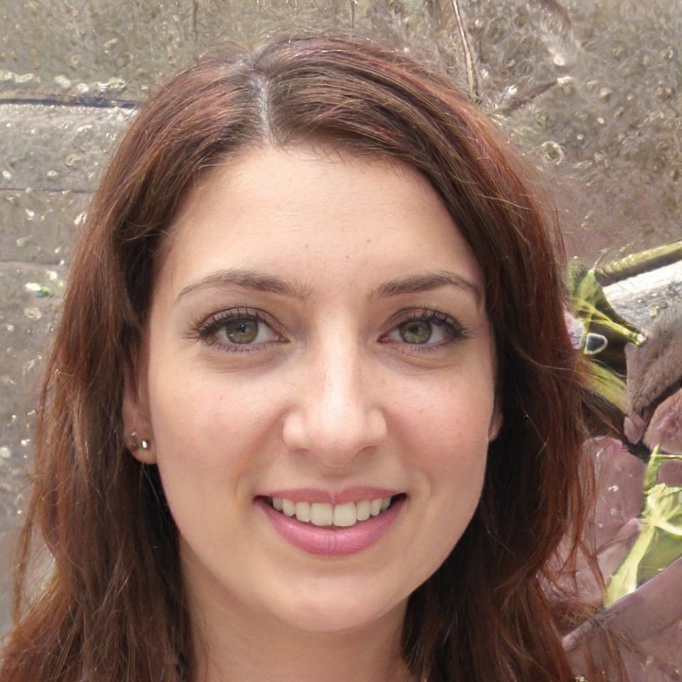 Siobhan MacLeod